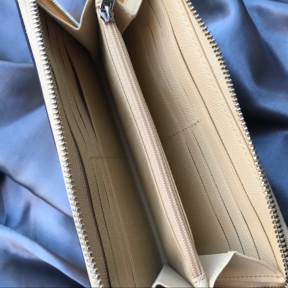 NWT🌷Coach Pebbled Leather Accordion Zip F16612 - Picture 4 of 6